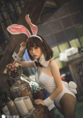 商务旅行戴绿帽子